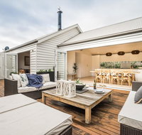 Capri House - Accommodation Georgetown