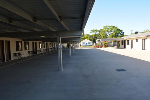 Carmila Sands Motel - Accommodation Georgetown 2