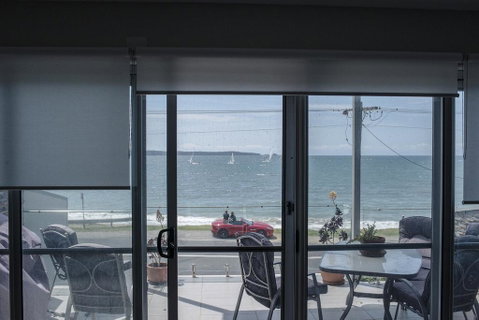 Casey's Beach Retreat - Accommodation Georgetown 2