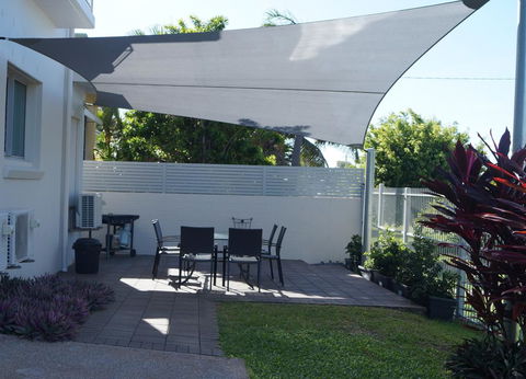 Castle Crest Motel - Accommodation Georgetown 1