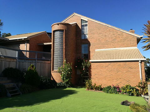 Castle Stay At Lakes Entrance - Accommodation Georgetown 0