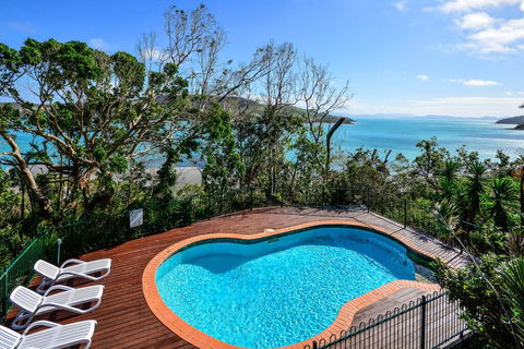 Casuarina 18 Ocean View House Central Location BBQ Golf Buggy - Accommodation Georgetown 1