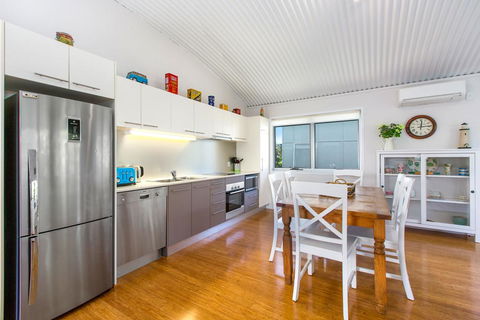 CASUARINA BEACH SHACKS 10 - Accommodation Georgetown 2