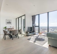 CBD  Garden View Stylish 1 Bedroom Apt Avant - Accommodation Georgetown