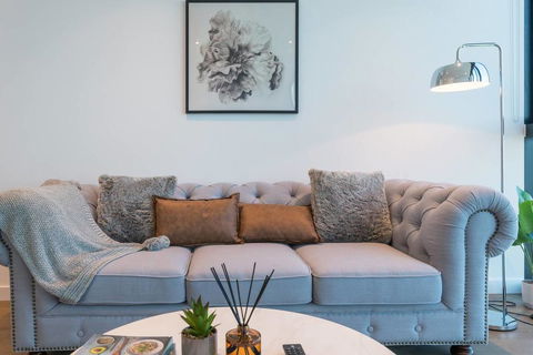 CBD Spectacular View 2 Bedroom Apt @Victoria One - Accommodation Georgetown 2