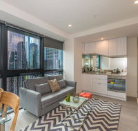 Central 2 Bedroom Deluxe ApartmentLa Trobe Tower - Accommodation Georgetown