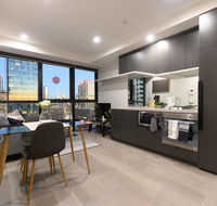 Central City Pad 1 Bathroom Apartment with View - Accommodation Georgetown