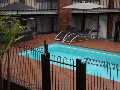Central Court Motel Warrnambool - Accommodation Georgetown 2