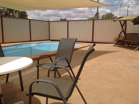 Charleville Waltzing Matilda Motor Inn - Accommodation Georgetown 2