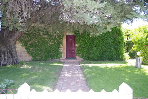 Charlottes Cottage - Accommodation Georgetown 0