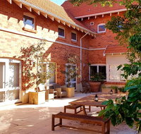 Chateau Cottesloe by the beach - Accommodation Georgetown