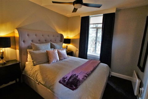 City Life Apartment-full Kitchen & Separate Bedroom - Accommodation Georgetown 3