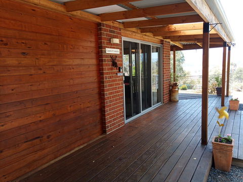 Coast & Country - Accommodation Georgetown 0