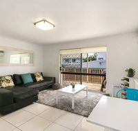 Contemporary 2 Bedroom Beachfront Apartment - Accommodation Georgetown