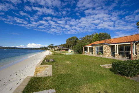 Cook St 4 - Salamander Bay - Accommodation Georgetown 0