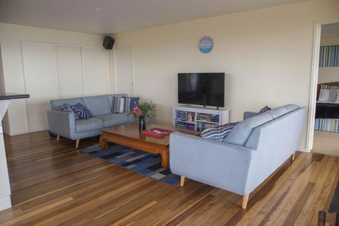 Coral Sea Lookout - Accommodation Georgetown 2