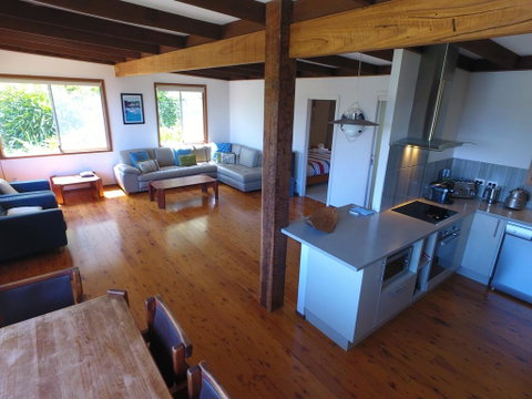 Corymbia Batemans Bay - Accommodation Georgetown 2