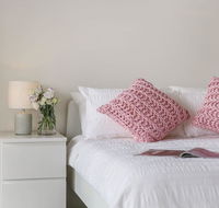 Cosy 3BR Penthouse close to Westfield and Train - Accommodation Georgetown