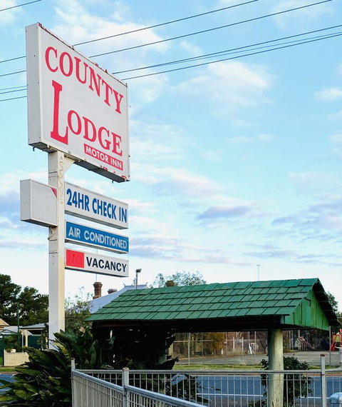 County Lodge Motor Inn - Accommodation Georgetown 3