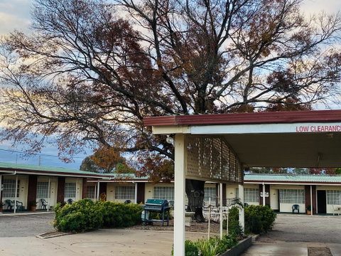 County Lodge Motor Inn - Accommodation Georgetown 2