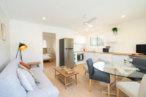 Cozy 1 Bedroom Apartment Minutes From The Beach - Accommodation Georgetown 2