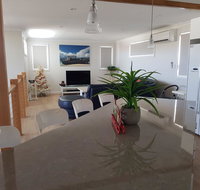 Cozzys Condo Luxury Beach House - Accommodation Georgetown