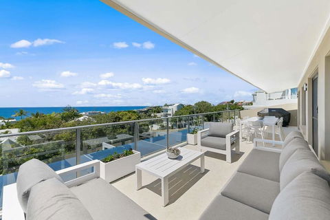 Crystal Shores Sunshine Beach - Accommodation Georgetown 1