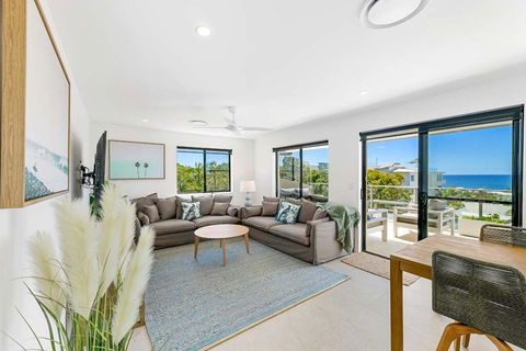 Crystal Shores Sunshine Beach - Accommodation Georgetown 2