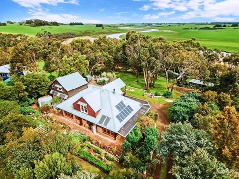 Curdie River Retreat - Accommodation Georgetown 0