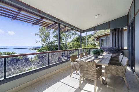 Currumbin Beachside Holiday Home - Accommodation Georgetown 0