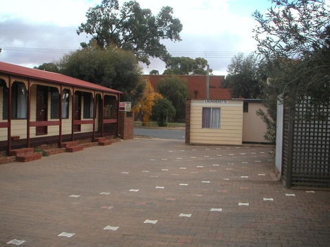 Daydream Motel And Apartments - Accommodation Georgetown 2