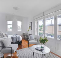 Designer styled studio in the heart of trendy Glebe - Accommodation Georgetown