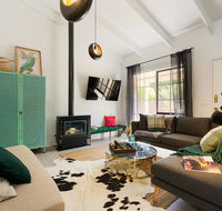 Designer Town Villa - Accommodation Georgetown