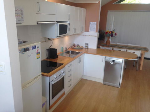 Dillon 7 - Accommodation Georgetown 1