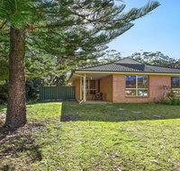 Dolphin Cottage - in the heart of Callala Beach - Accommodation Georgetown