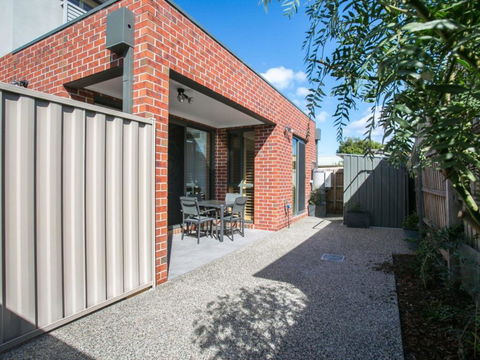 Driftwood Apartment Rye - Accommodation Georgetown 1