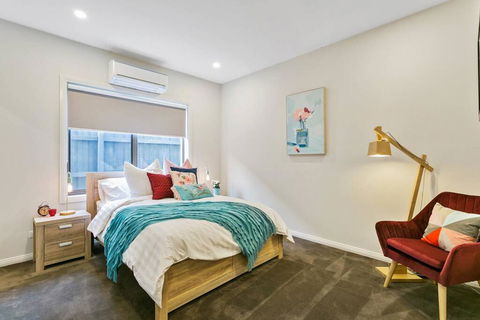 Dromana 300m Beach Shops And Cafes Table Tennis - Accommodation Georgetown 3