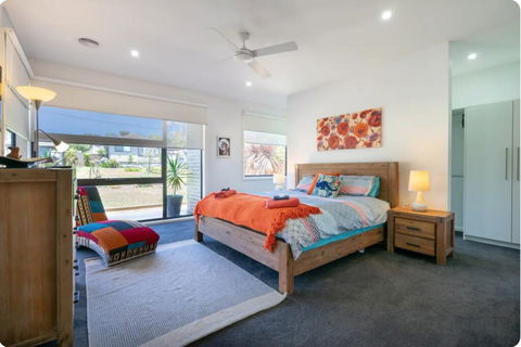 Dromana Spacious Family Getaway Indoor Outdoor Living - Accommodation Georgetown 2