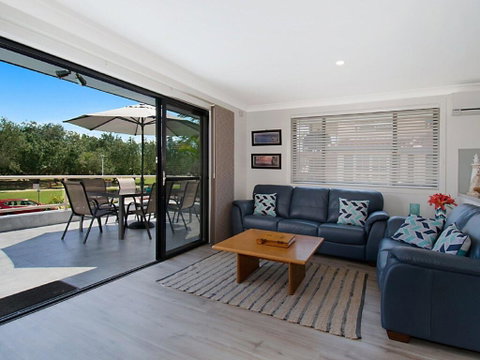 East Light - Accommodation Georgetown 3