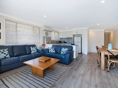 East Light - Accommodation Georgetown 2