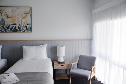 Eight Spence - Accommodation Georgetown 1