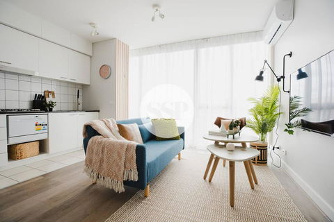 Elegant 2BR Abode Within Melbourne CBD FREE WIFI - Accommodation Georgetown 1