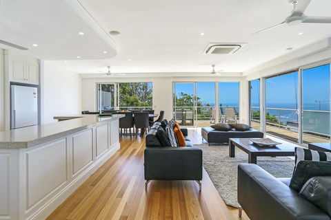 Enjoy The Views, Sunshine Beach - Accommodation Georgetown 2