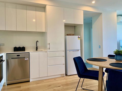 Exclusive Parkland Living Adelaide Central - Accommodation Georgetown 2