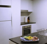 Executively Styled 2 Bed 2 Bath Perfect Location - Accommodation Georgetown