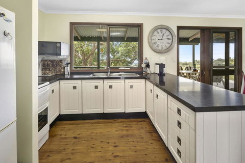 Eyrie - Accommodation Georgetown 1