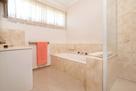 FAMILY GETAWAY - DROMANA - Accommodation Georgetown 1