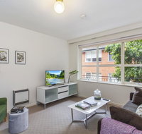 Family-friendly apartment in green Glen Iris - Accommodation Georgetown