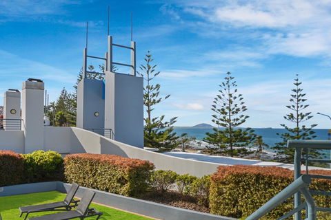 FAVOURITE GET-AWAY ON THE BEACHFRONT - Accommodation Georgetown 3