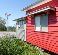 Flame Hill Vineyard - Accommodation Georgetown
